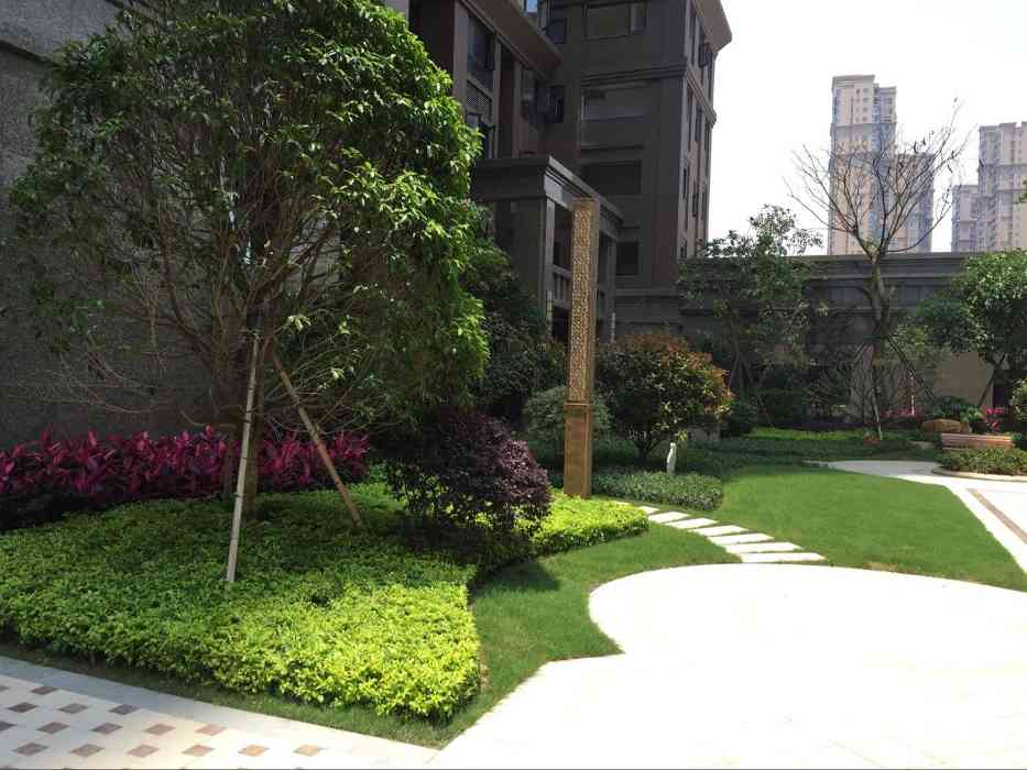 园林绿化工程合作案例解析，专业团队打造高品质小区景观
